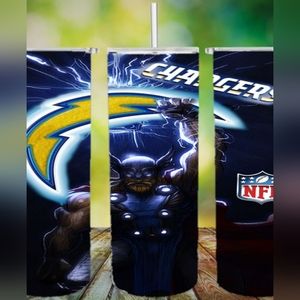 Charges Thor tumbler